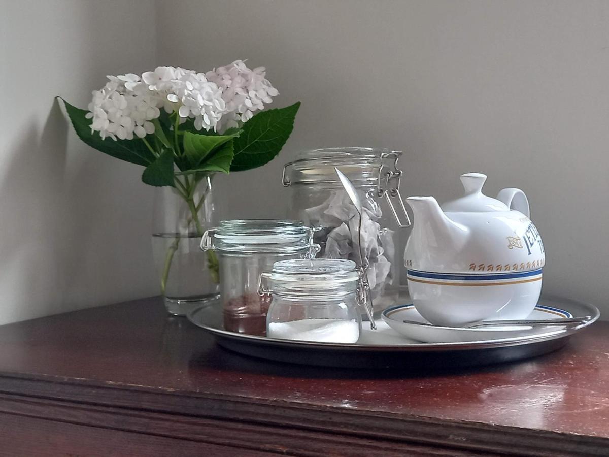 The Cabin Bed & Breakfast Flore Eksteriør bilde